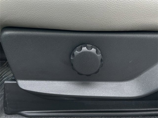 Used 2021 Ford F250 XL w/ Power Equipment Group image 12