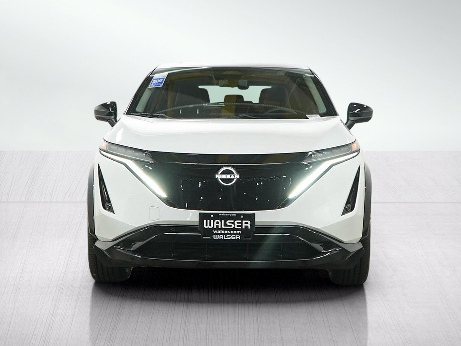 Used 2025 Nissan Ariya AWD image 8