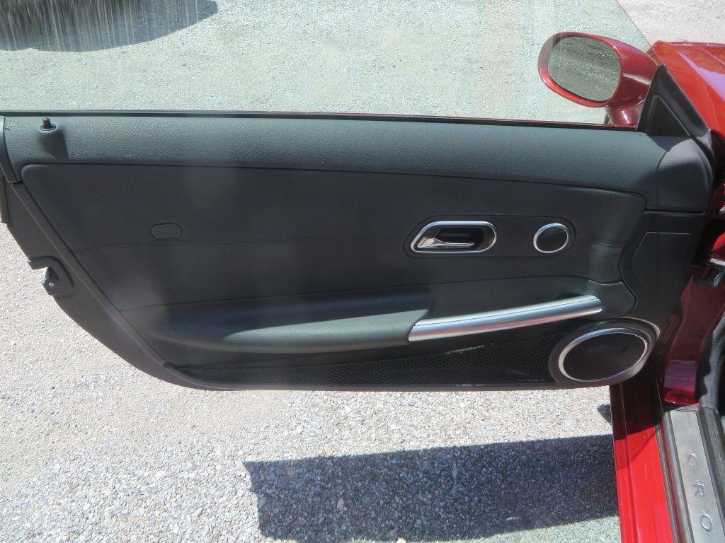 Used 2004 Chrysler Crossfire Coupe RWD image 11