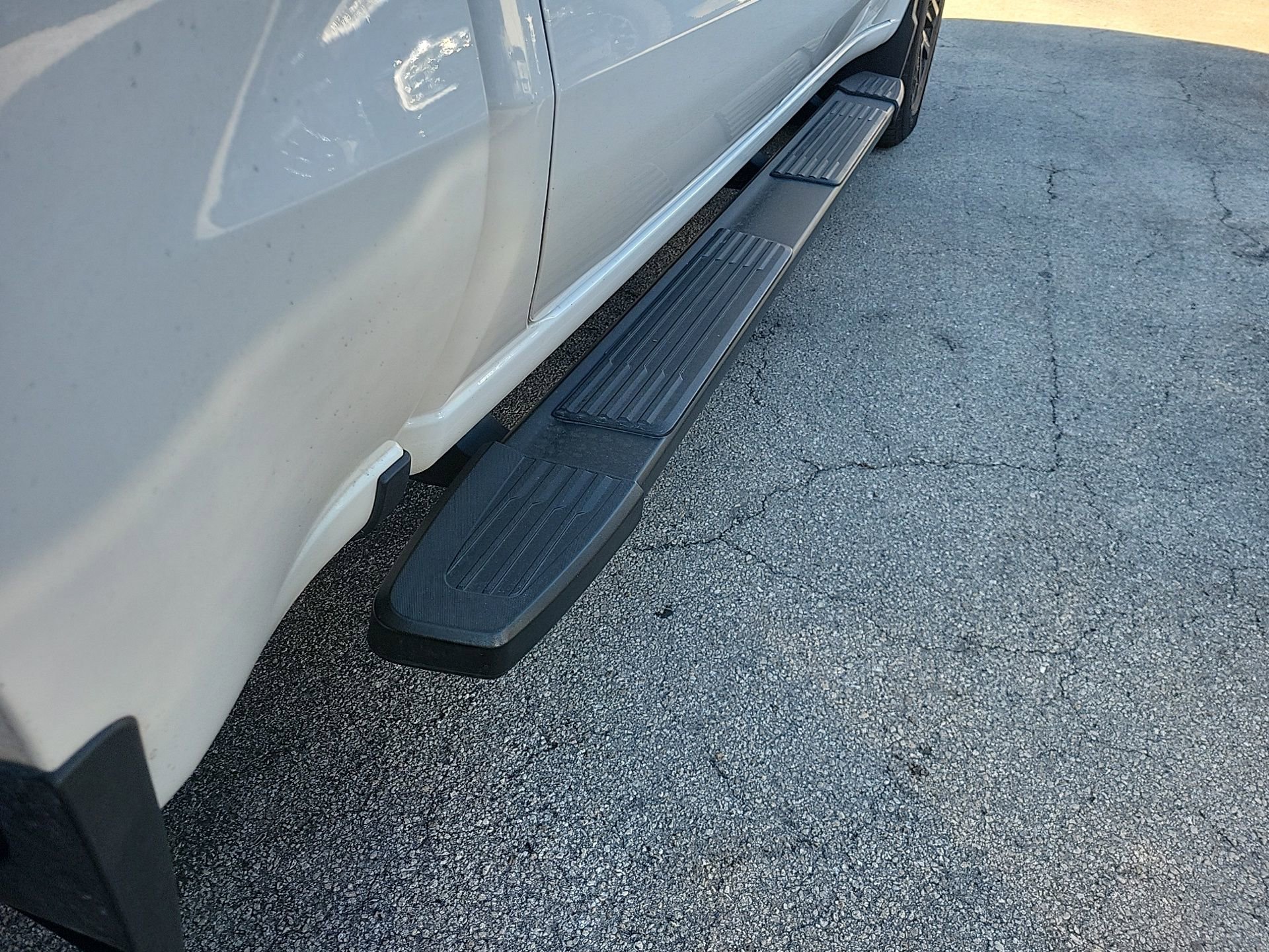 Used 2023 Chevrolet Silverado 1500 RST image 15