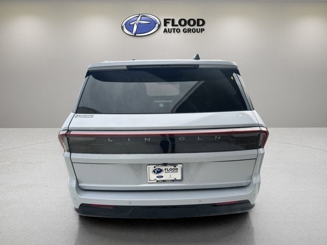 New 2026 Lincoln Navigator Black Label AWD/4WD image 6