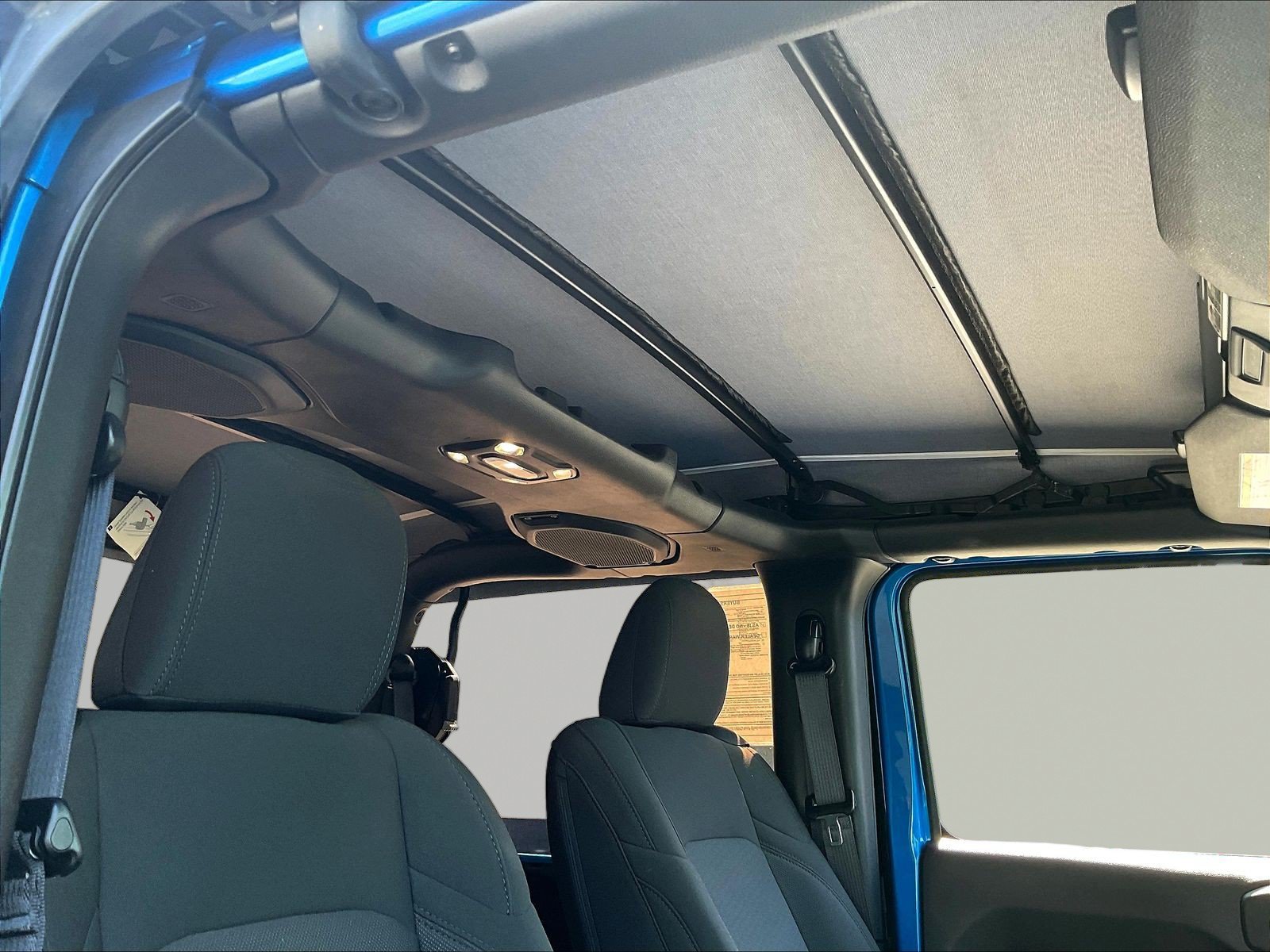 Used 2023 Jeep Wrangler Sport AWD/4WD image 27