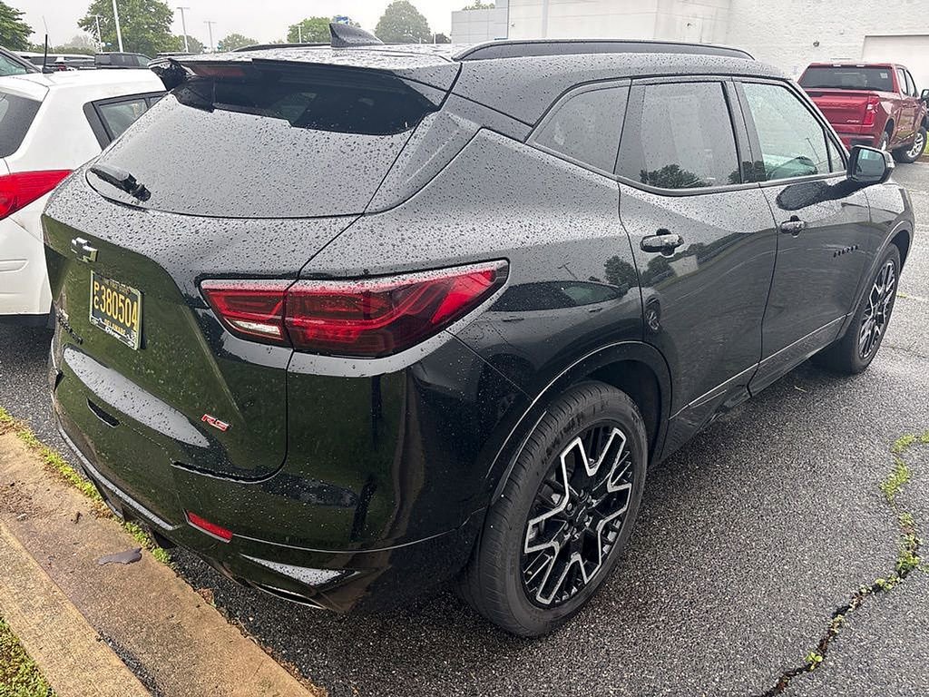 Used 2023 Chevrolet Blazer RS w/ Driver Confidence II Package AWD/4WD image 9