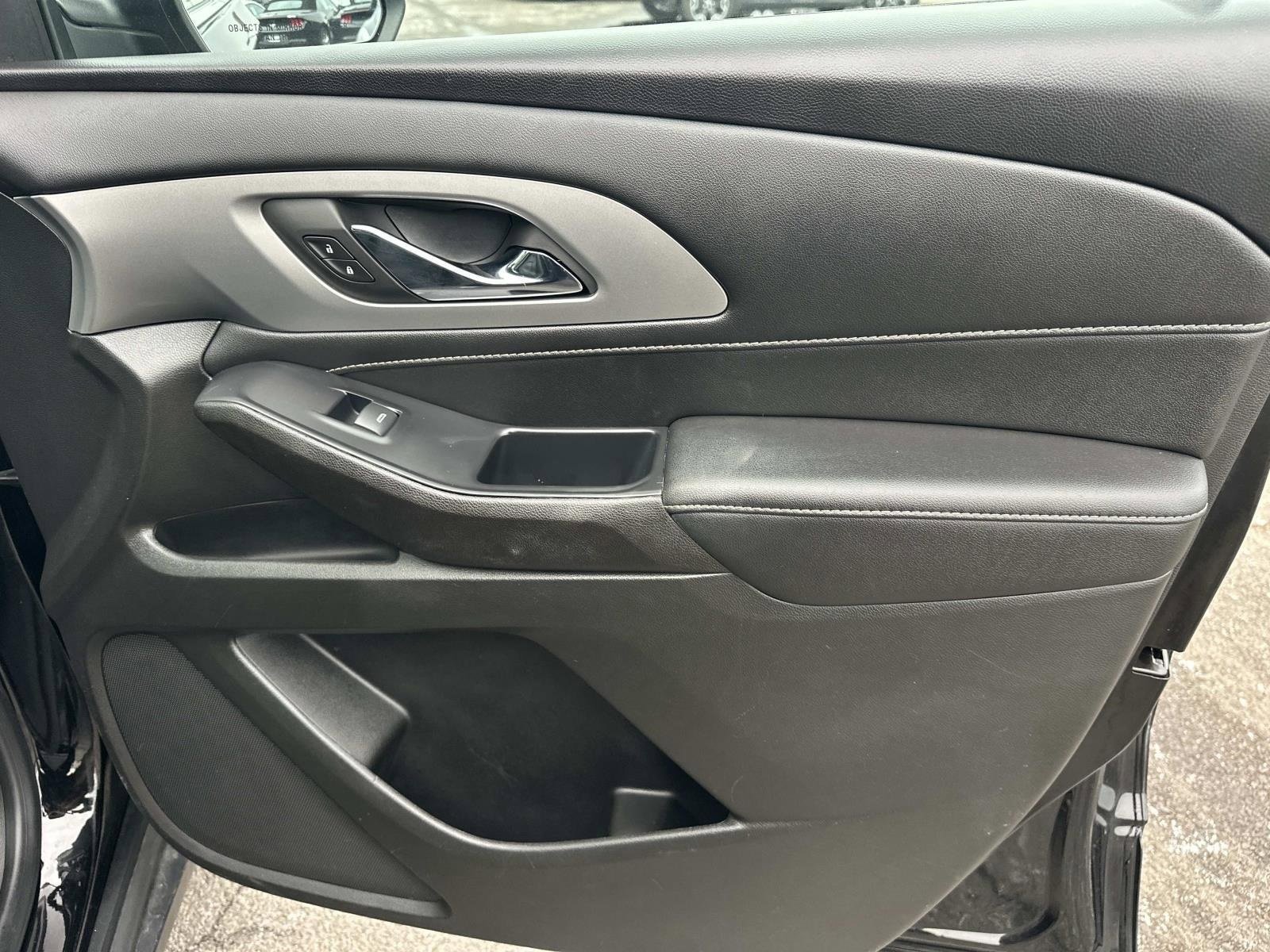 Used 2022 Chevrolet Traverse LT w/ LPO, Floor Liner Package image 29