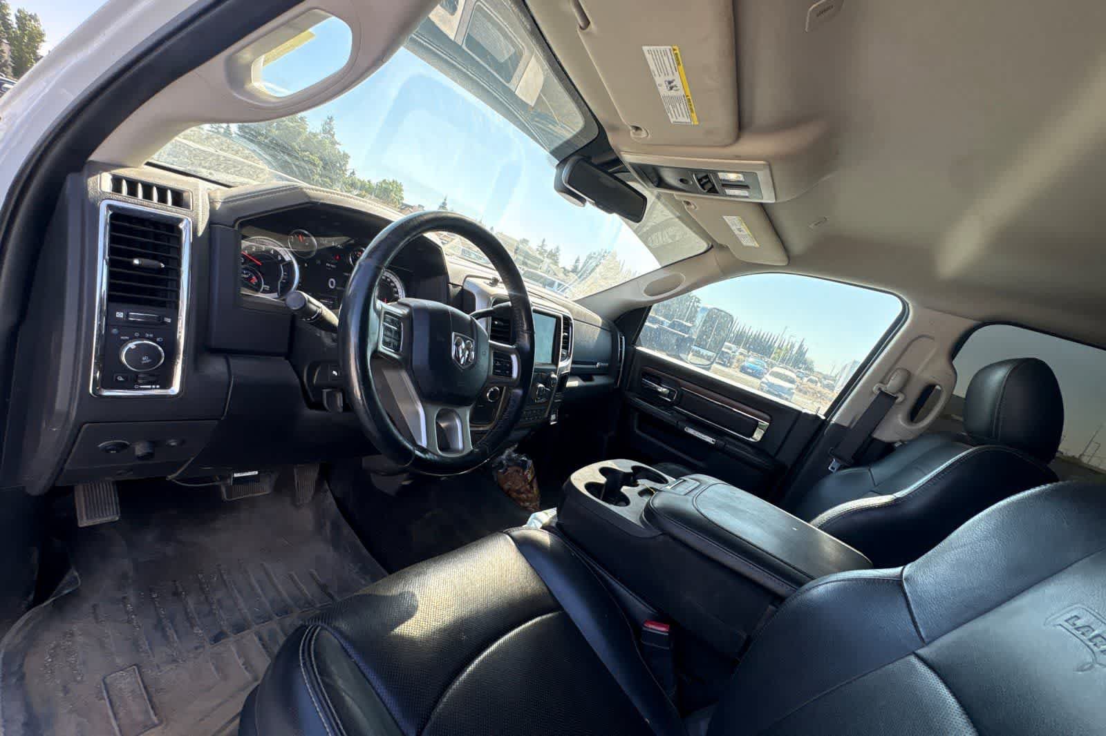 Used 2017 RAM 2500 Laramie AWD/4WD image 14