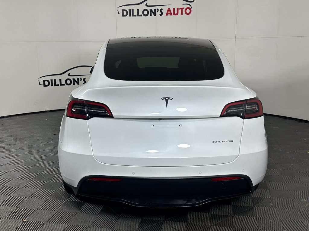 Used 2022 Tesla Model Y Long Range AWD/4WD image 7