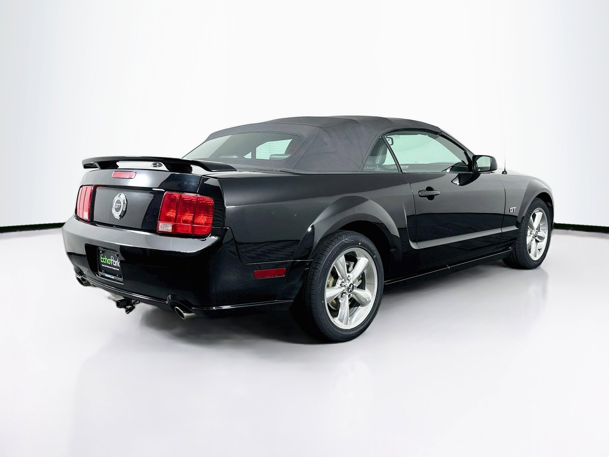 Used 2007 Ford Mustang GT Premium RWD image 9