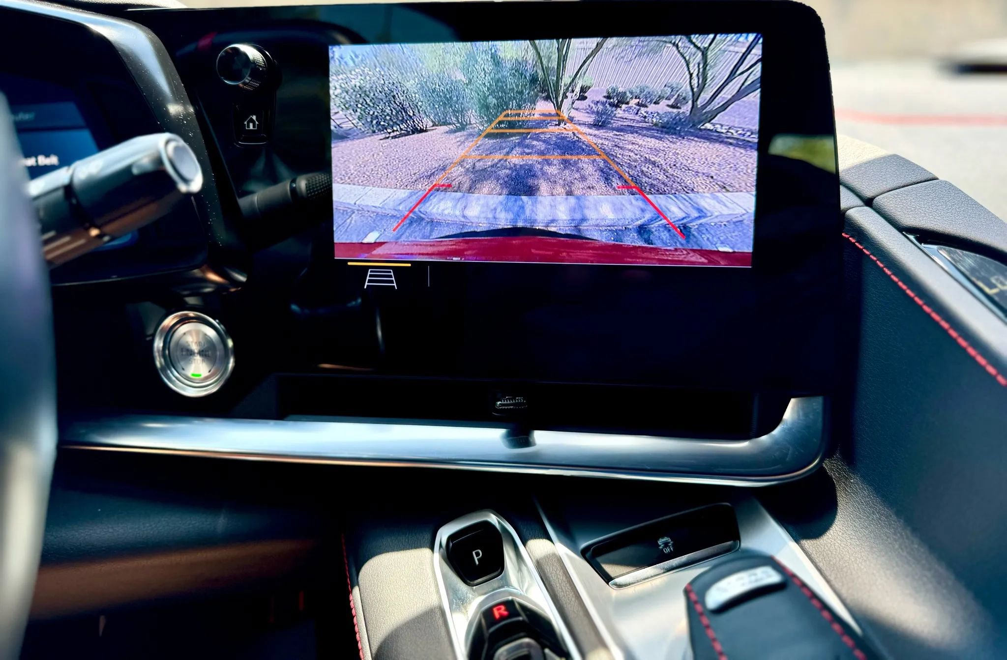 Used 2020 Chevrolet Corvette Stingray Coupe w/ Z51 Performance Package image 21