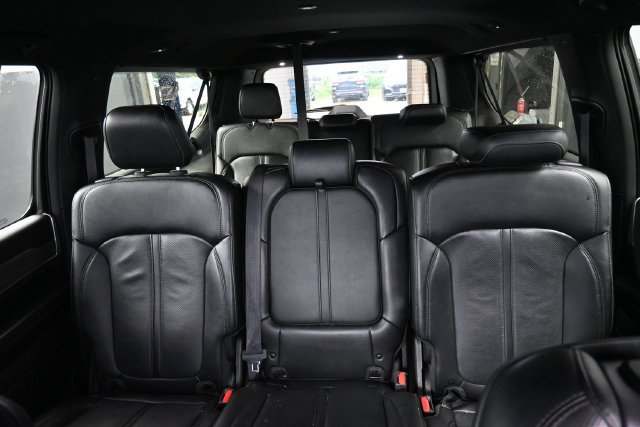 Used 2024 Jeep Wagoneer L Series III w/ Flexible Seating Group AWD/4WD image 36
