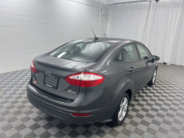Used 2015 Ford Fiesta SE FWD image 5