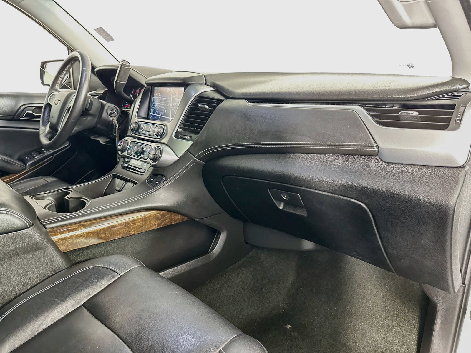 Used 2015 Chevrolet Tahoe LT AWD/4WD image 32