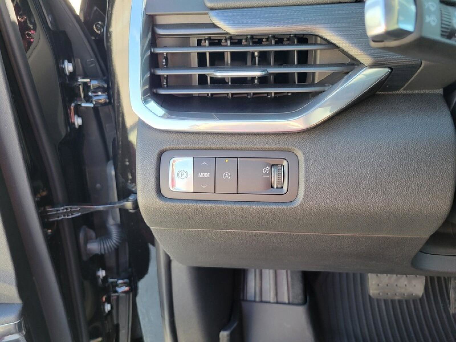 New 2026 GMC Acadia Elevation w/ Black Edition image 21