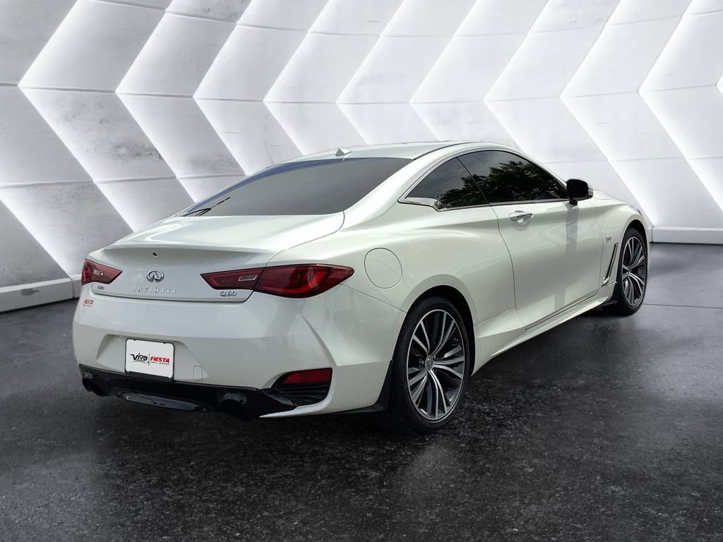 Used 2019 INFINITI Q60 3.0t Luxe w/ Essential Package AWD/4WD image 4