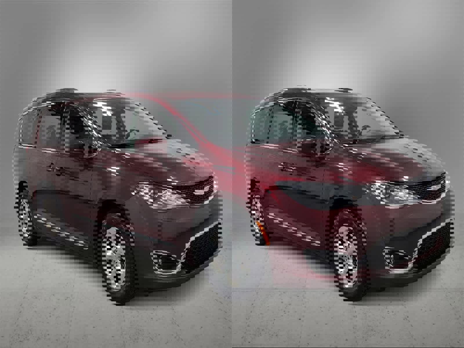 Certified 2017 Chrysler Pacifica Touring-L Plus image 2