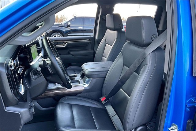 Used 2025 Chevrolet Silverado 1500 LT Trail Boss w/ Convenience Package II image 22