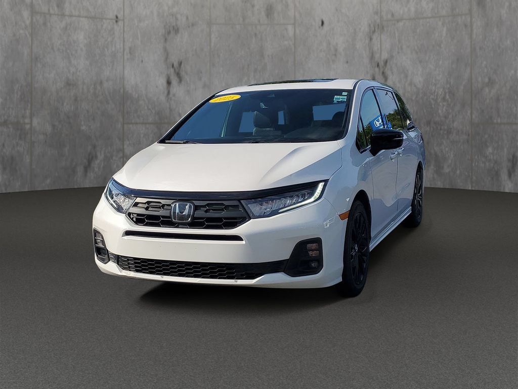 Used 2025 Honda Odyssey Sport-L image 3