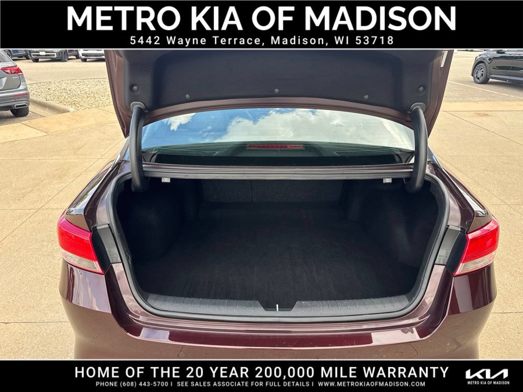 Used 2017 Kia Optima EX w/ Premium Package FWD image 30