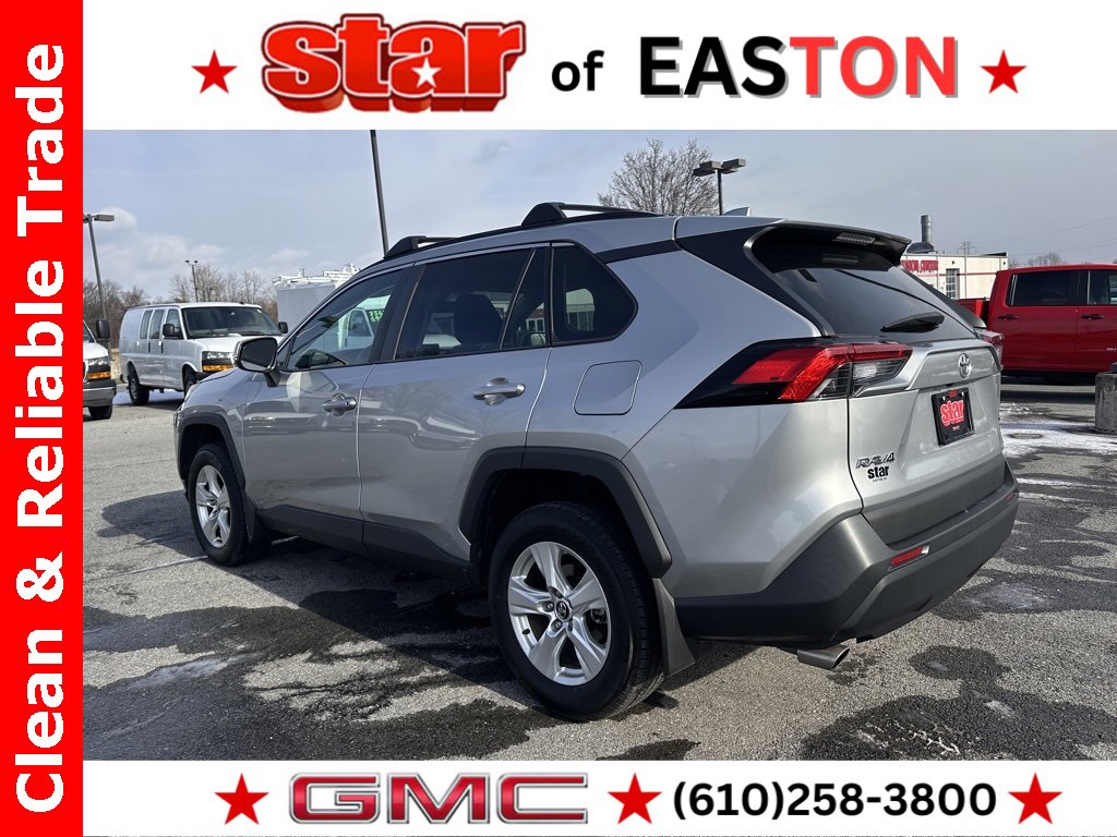 Used 2020 Toyota RAV4 XLE image 5