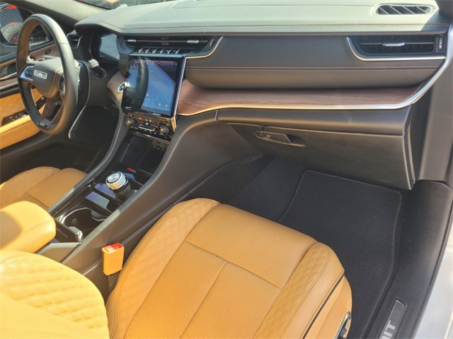 Used 2023 Jeep Grand Cherokee L Summit w/ Advanced Protech Group IV image 17