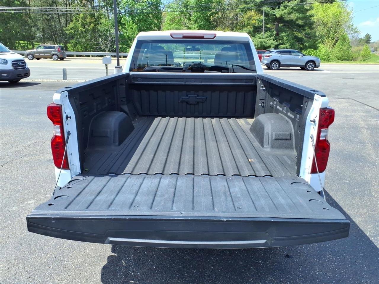 Used 2021 Chevrolet Silverado 1500 W/T w/ WT Fleet Convenience Package AWD/4WD image 9