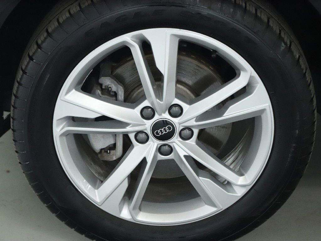 Used 2024 Audi Q3 2.0T Premium Plus w/ Premium Plus Package image 39