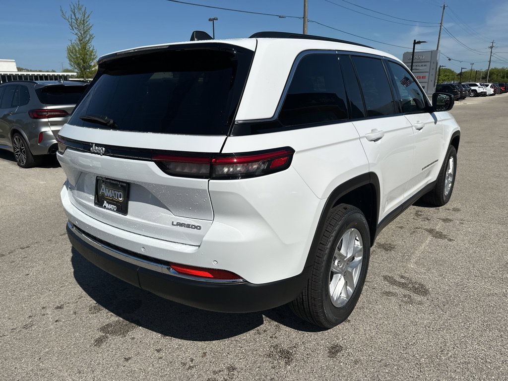 New 2026 Jeep Grand Cherokee Laredo X AWD/4WD image 5