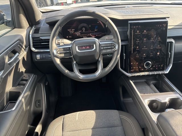 Used 2025 GMC Acadia Elevation image 9