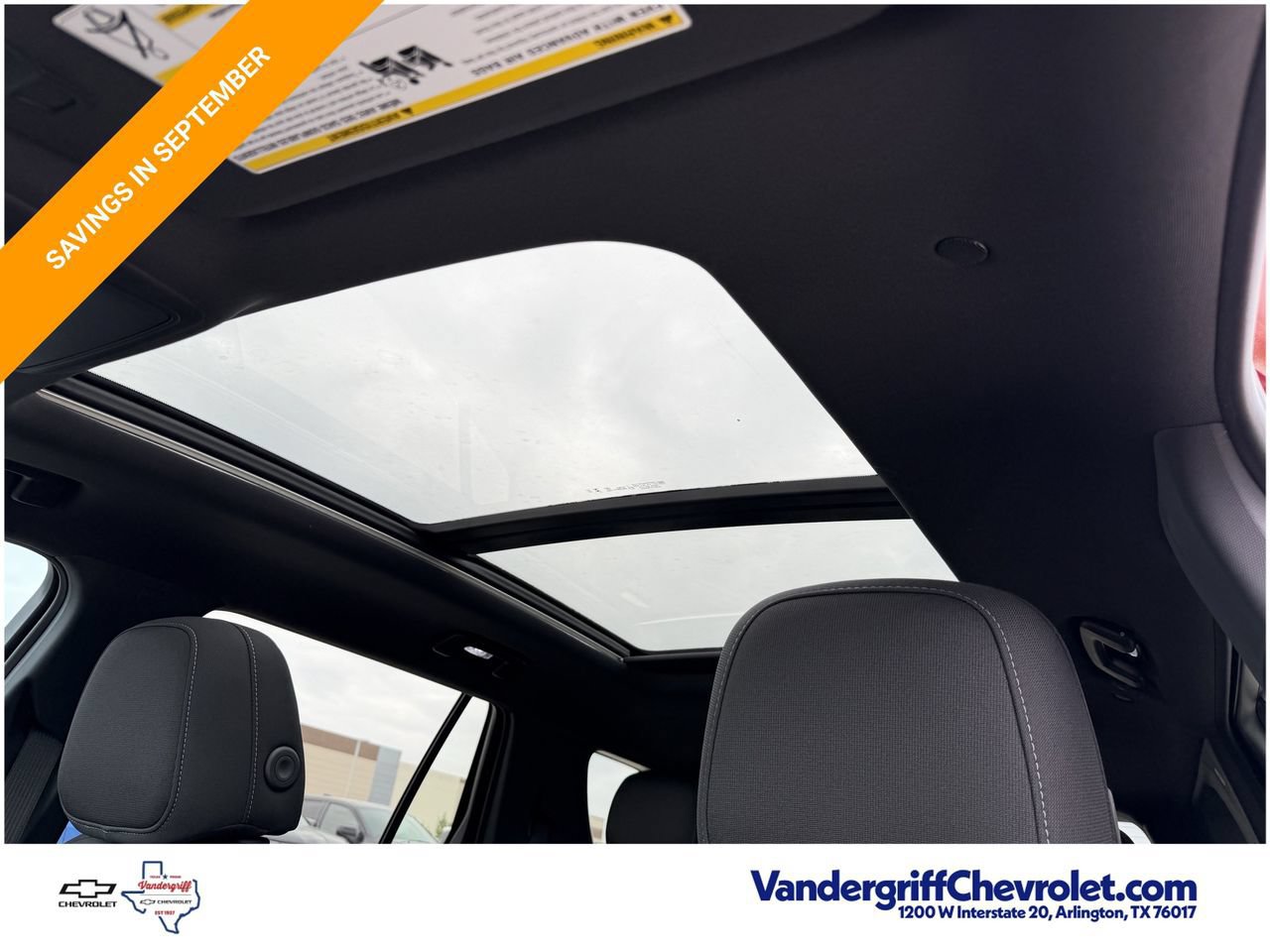 New 2027 Chevrolet Equinox LT w/ Safety and Technology Package FWD image 21