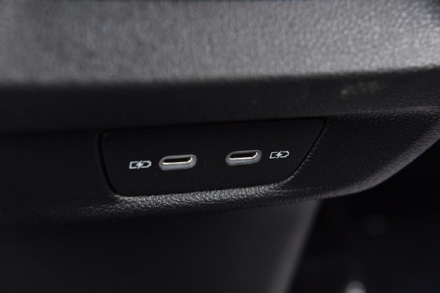 New 2027 Volkswagen Tiguan SE R-Line AWD/4WD image 24