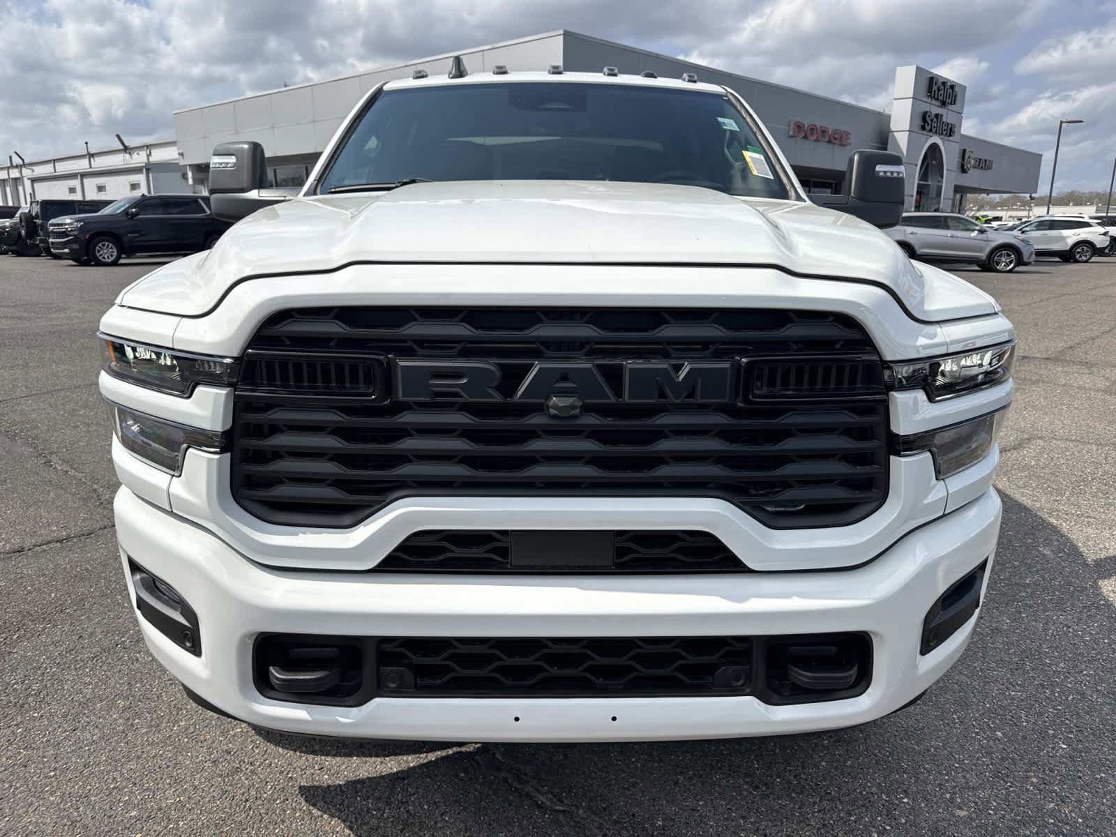 New 2026 RAM 2500 Big Horn AWD/4WD image 2