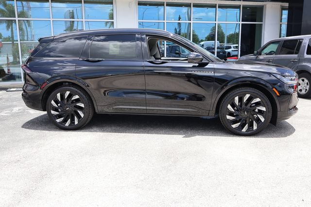 New 2026 Lincoln Nautilus Reserve AWD/4WD image 9