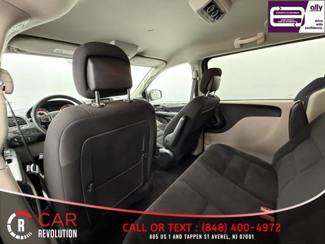 Used 2019 Dodge Grand Caravan SE image 35