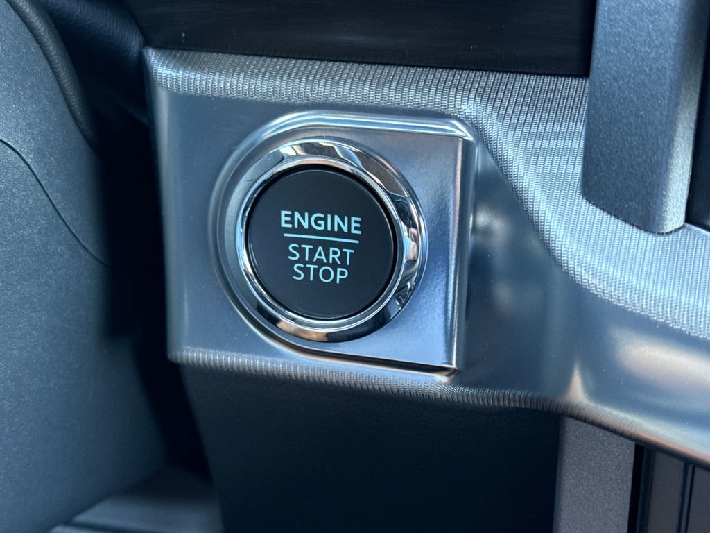 New 2025 Ford F150 Lariat w/ Equipment Group 501A Mid image 24