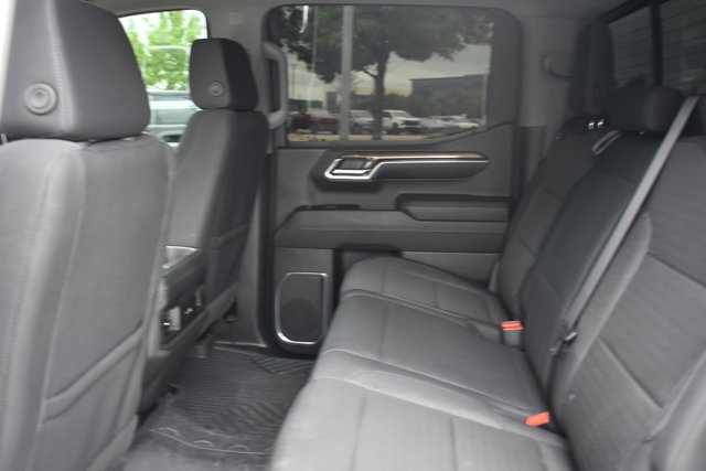 Used 2024 Chevrolet Silverado 1500 LT Trail Boss w/ Convenience Package II image 18