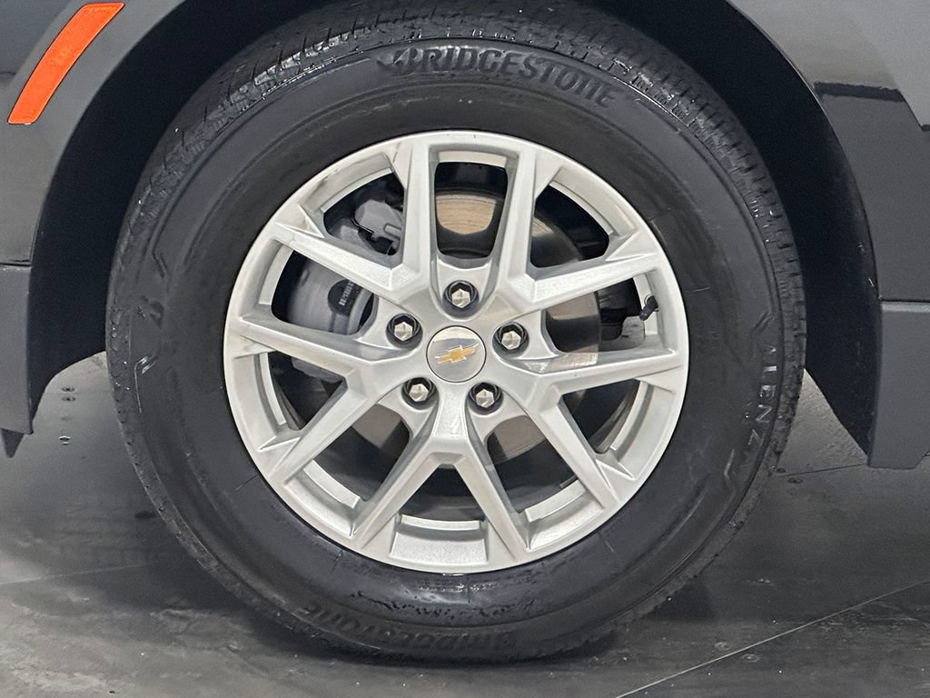 Used 2023 Chevrolet Equinox LT AWD/4WD image 17
