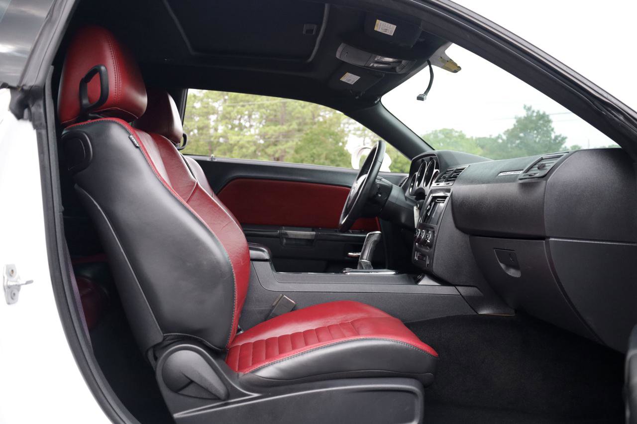 Used 2013 Dodge Challenger R/T RWD image 18