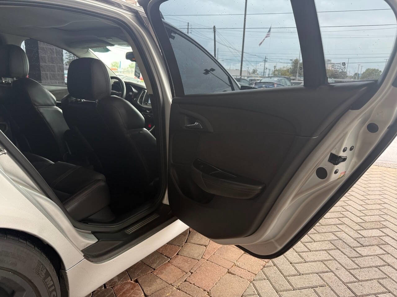 Used 2014 Chevrolet SS RWD image 37