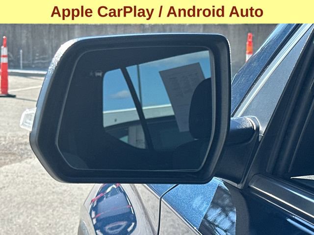 Used 2023 Chevrolet Traverse LT w/ LPO, Floor Liner Package AWD/4WD image 8