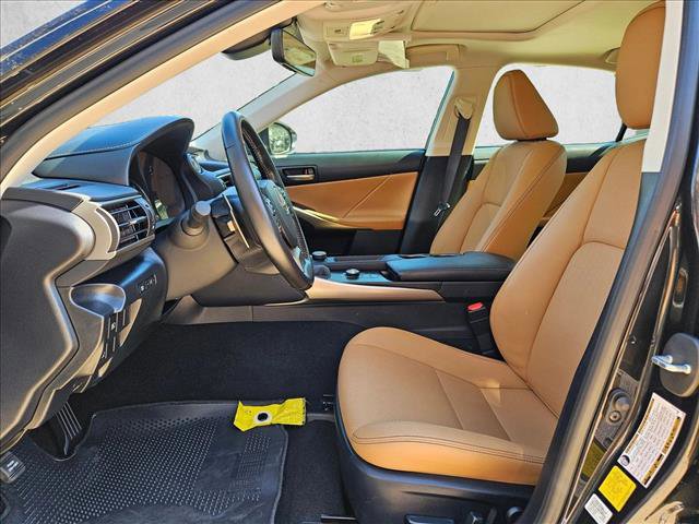 Used 2020 Lexus IS 300 image 17