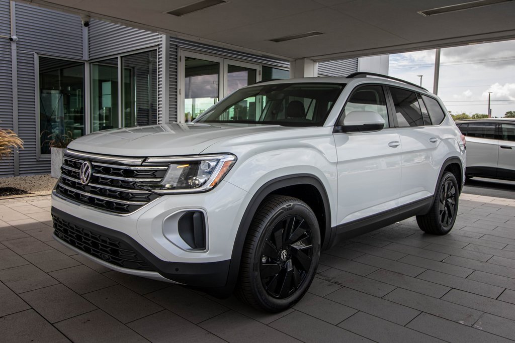New 2026 Volkswagen Atlas SE image 11