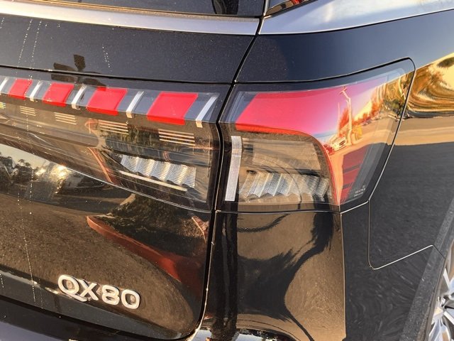 Certified 2025 INFINITI QX80 Luxe image 34