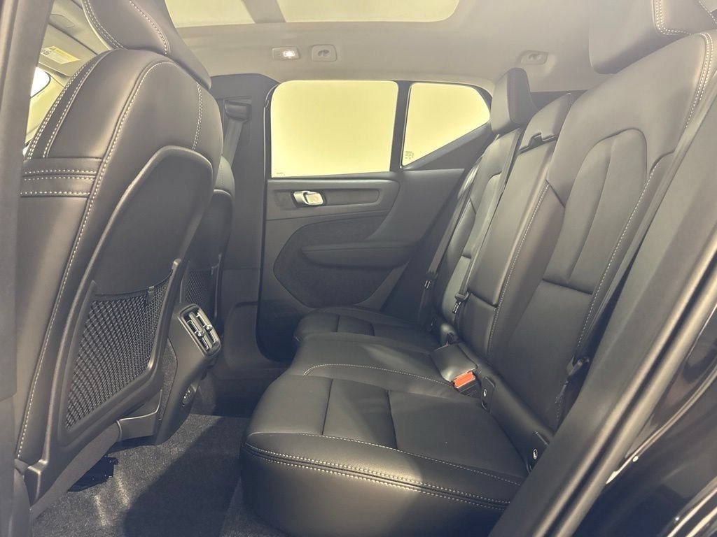 New 2026 Volvo XC40 B5 Plus w/ Protection Package Premier AWD/4WD image 22