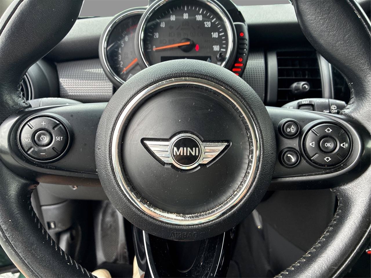 Used 2017 MINI Cooper 4-Door Hardtop FWD image 22