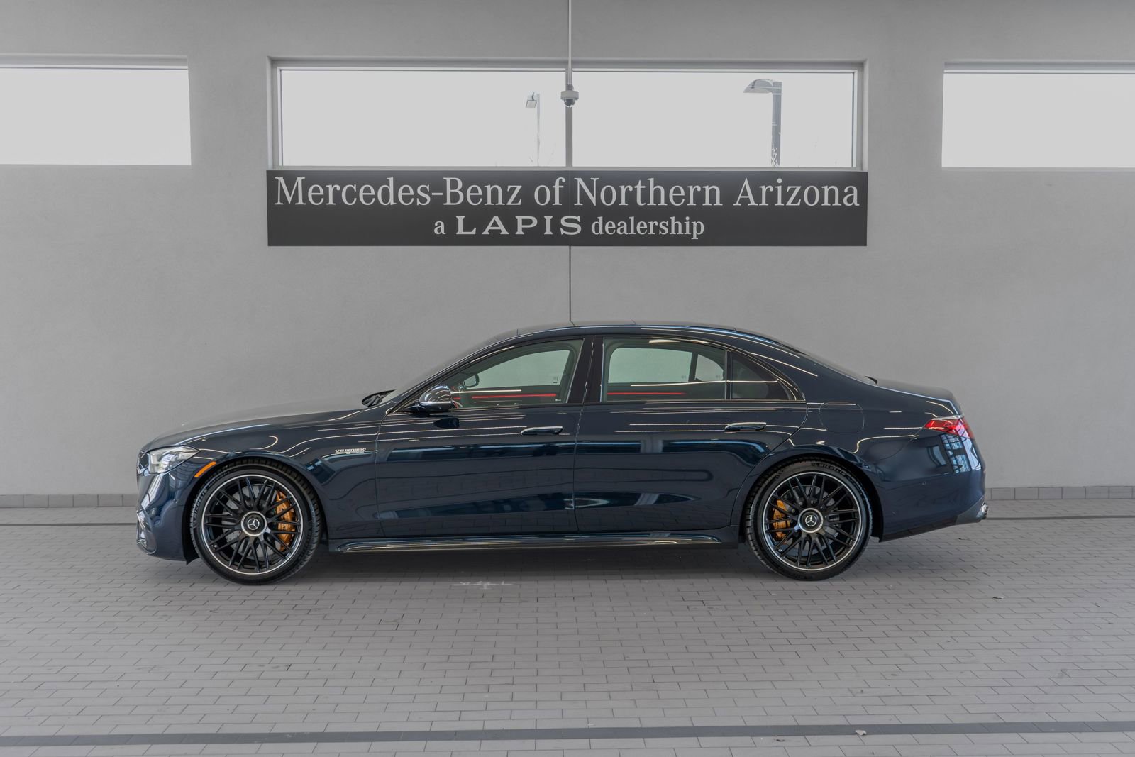 Used 2025 Mercedes-Benz S 63 AMG S image 2