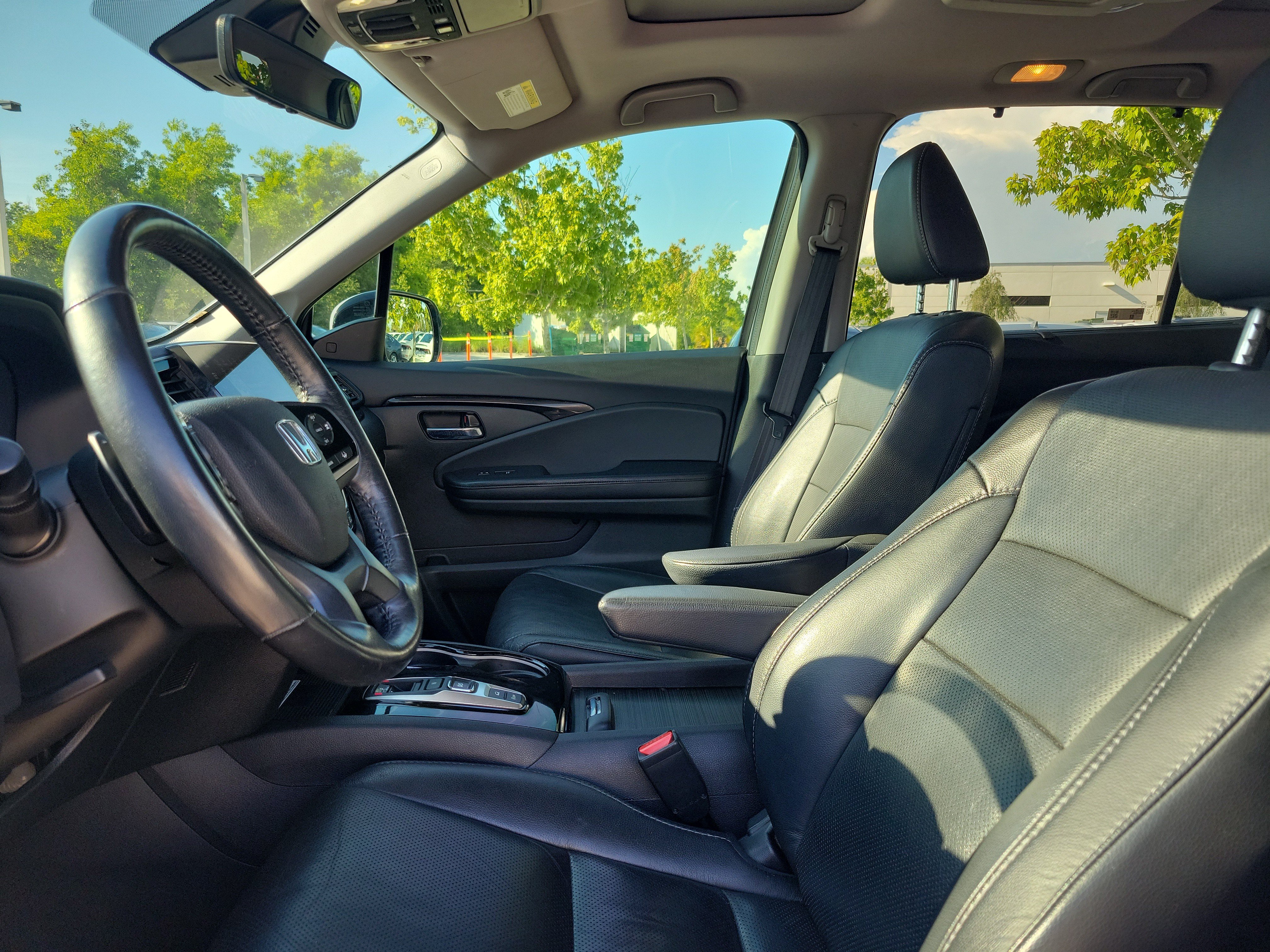 Used 2020 Honda Pilot Elite image 25