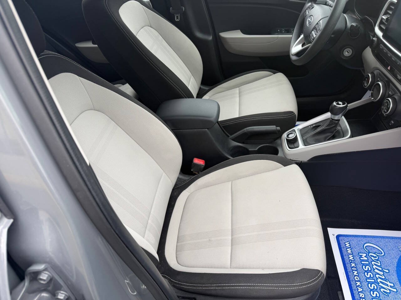 Used 2021 Hyundai Venue SEL FWD image 6