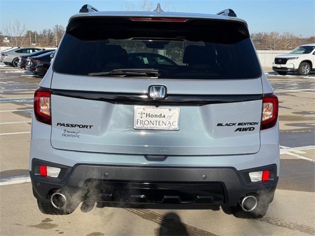 Used 2024 Honda Passport Black Edition image 5