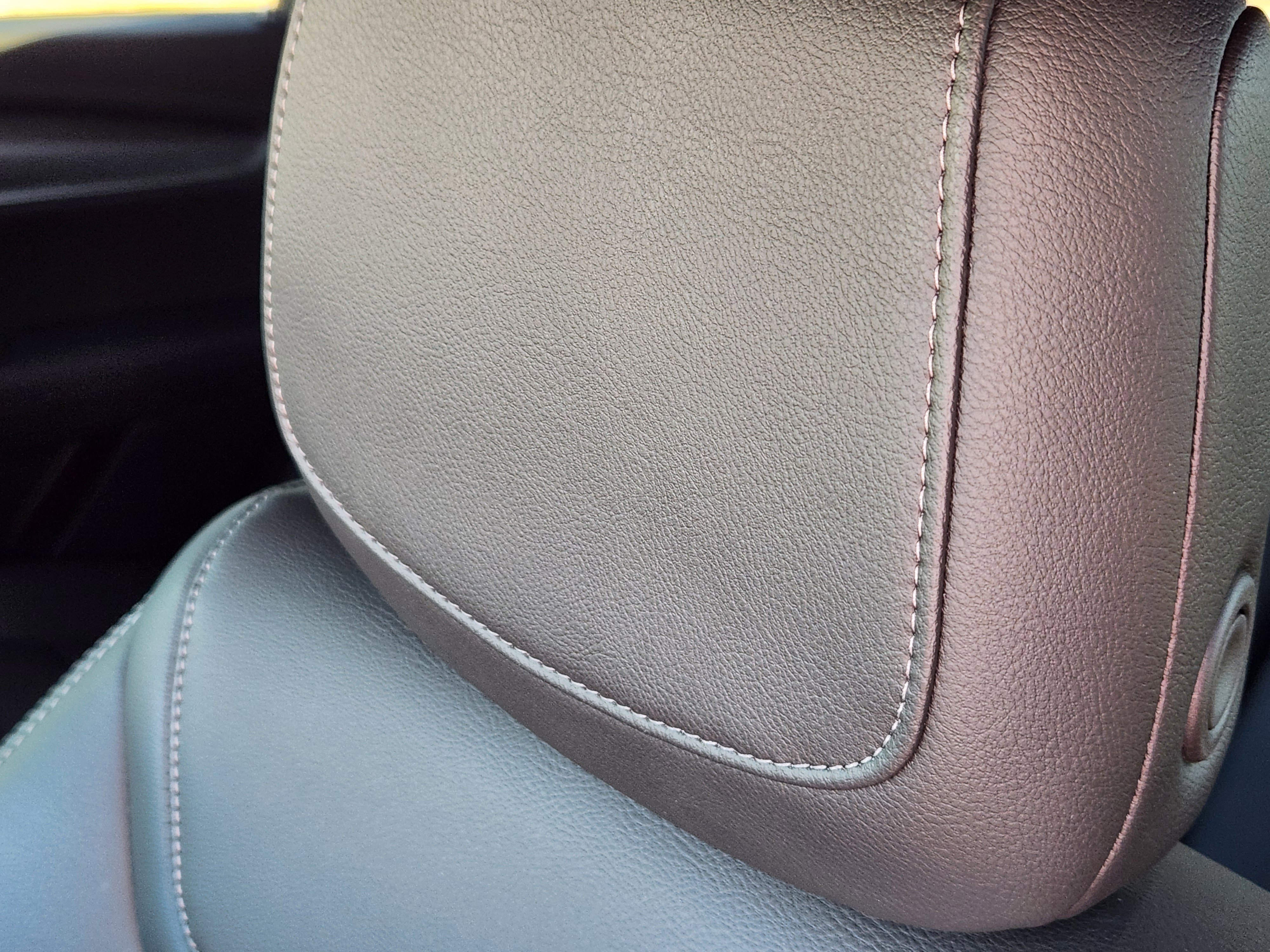 Certified 2026 Cadillac XT5 Luxury image 15