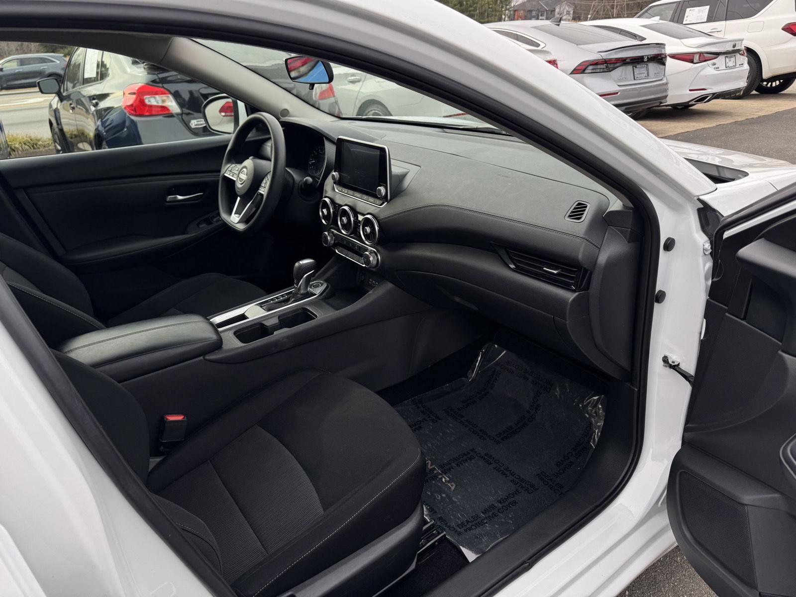 Used 2024 Nissan Sentra SV image 15