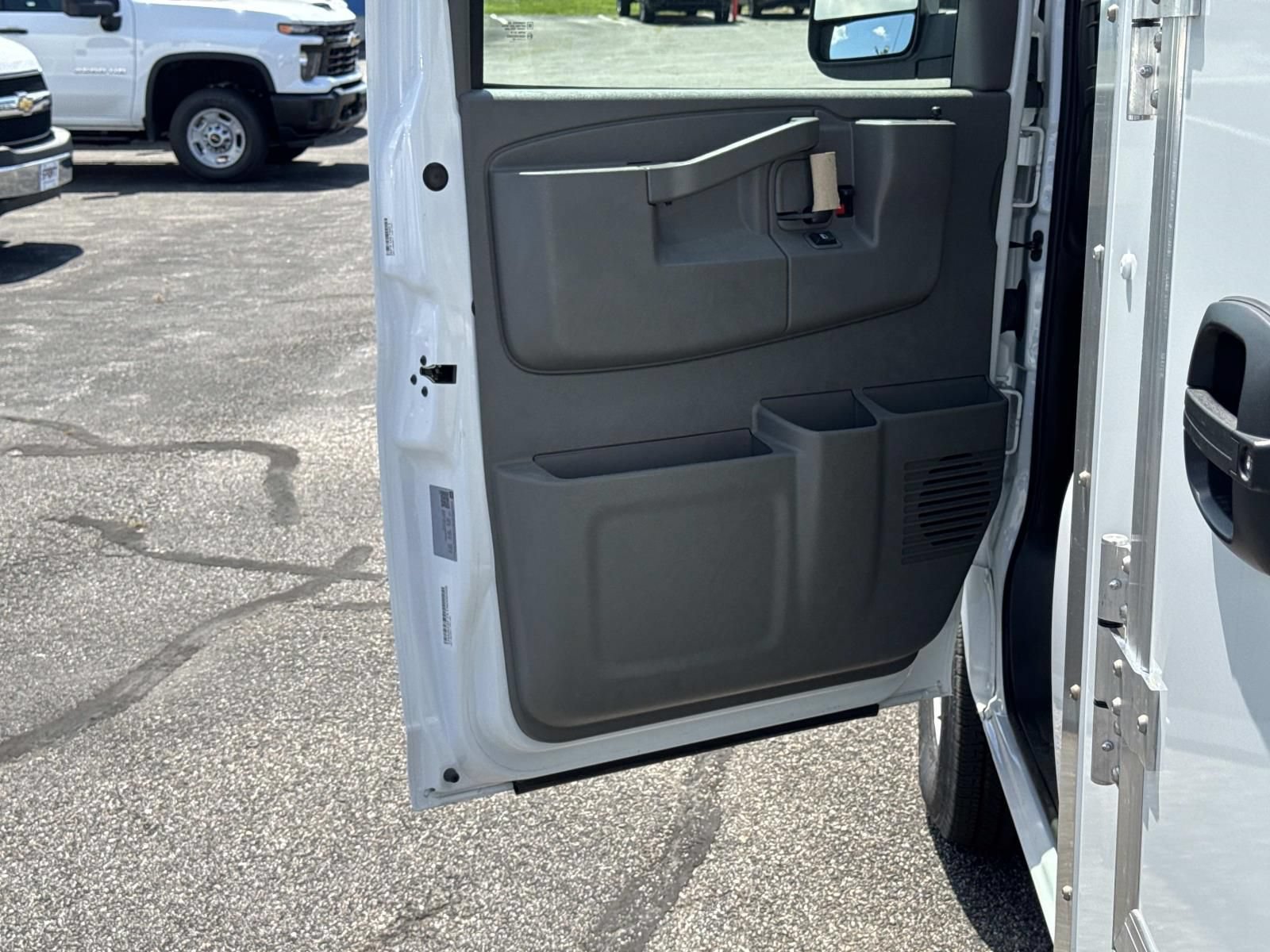 New 2026 Chevrolet Express 3500 w/ Power Convenience Package RWD image 13